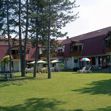 Отель Kentaur 3*