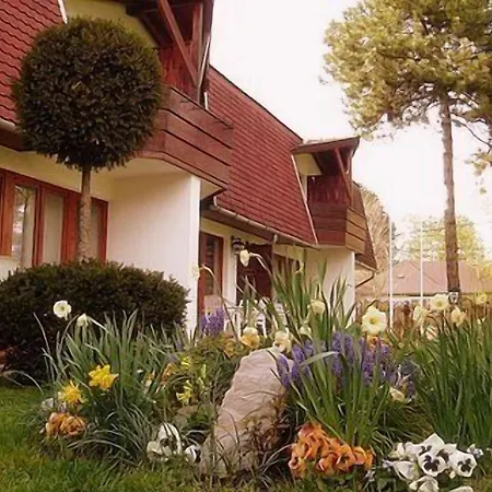 Отель Kentaur Шиофок