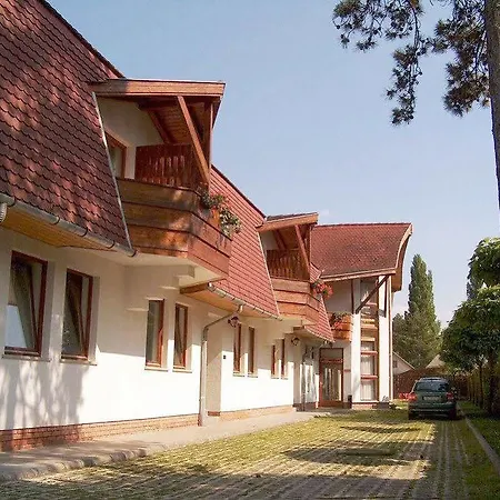 Kentaur Отель Шиофок